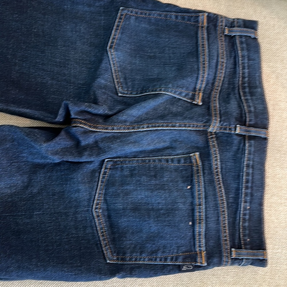 Vineyard Vines Dark Wash Jeans size 30x30. RN 134578 - Picture 5 of 6